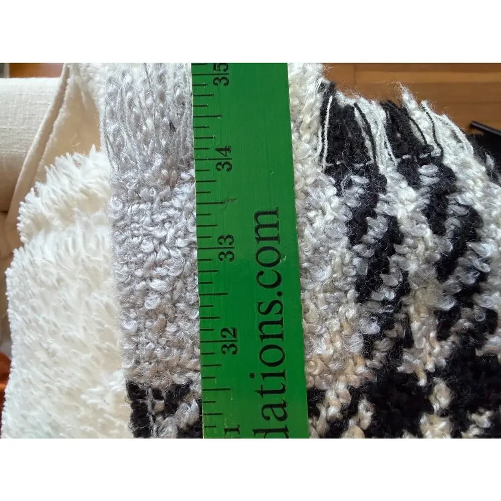 Preston & York Plaid Heritage Scarf Fringe Houndstooth Black Cream Wrap